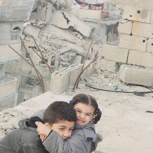 https://sadik-o.com - refugees and asylum seeekers - Help Karim and Linda get to safety and rebuild their lives  ✨
