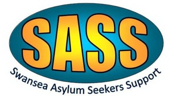 https://sadik-o.com - refugees and asylum seeekers - Getting Connected - Computer Equipment for Community Drop-in