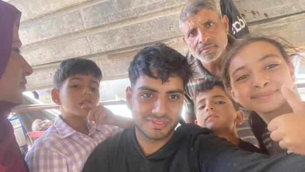 https://sadik-o.com - refugees and asylum seeekers - Help Save Mo's Family and horse in Gaza