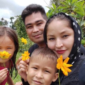 https://sadik-o.com - refugees and asylum seeekers - URGENT - Please bring my family to Australia