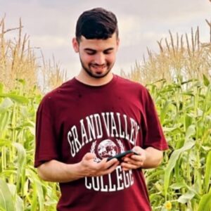 https://sadik-o.com - refugees and asylum seeekers - Help Sharif Rebuild His Life