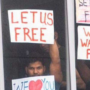 https://sadik-o.com - refugees and asylum seeekers - Phones for Manus and Nauru Refugees